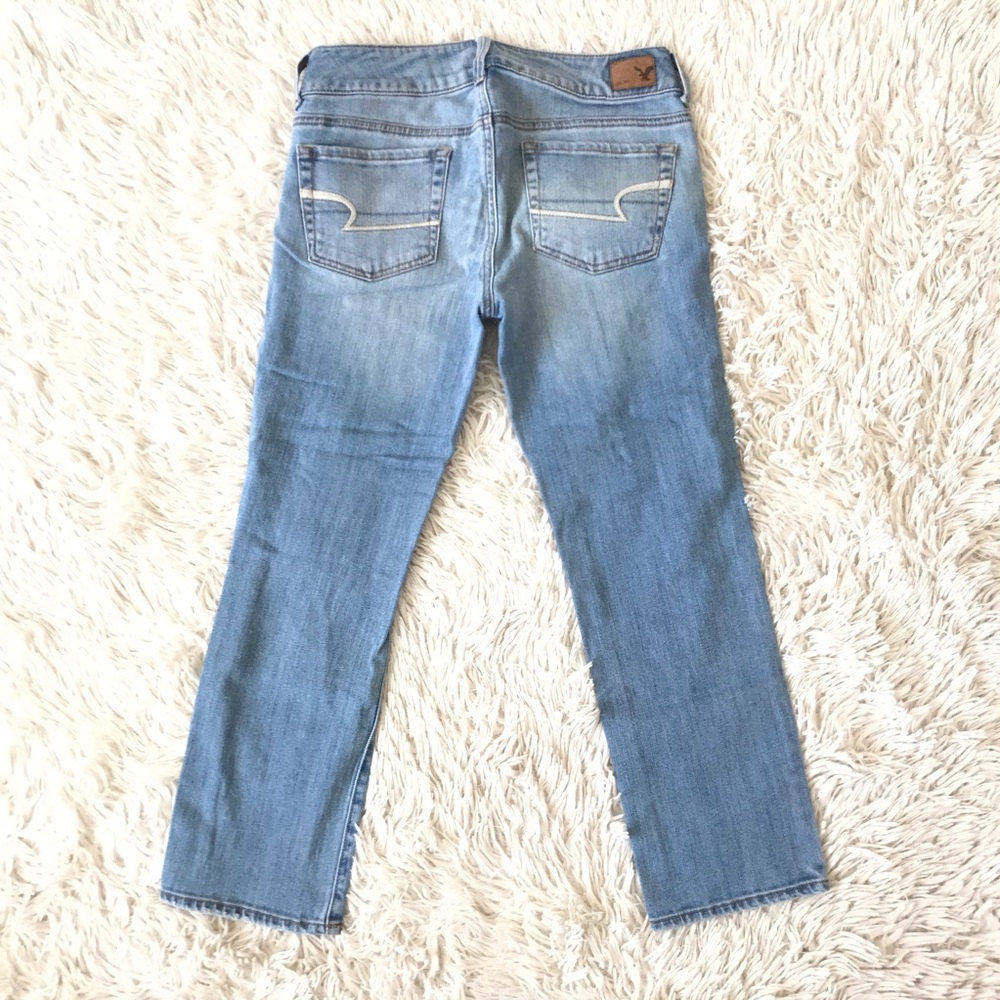 American Eagle Distressed Artist Crop Jeans - Picture 4 of 5